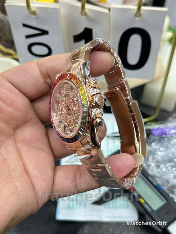 Mens Rolex Daytona-116595RBOW, Rainbow, Rose Gold, Pave Diamond Dial, Sapphire Bezel, Diamond Dial Replica Watch Image