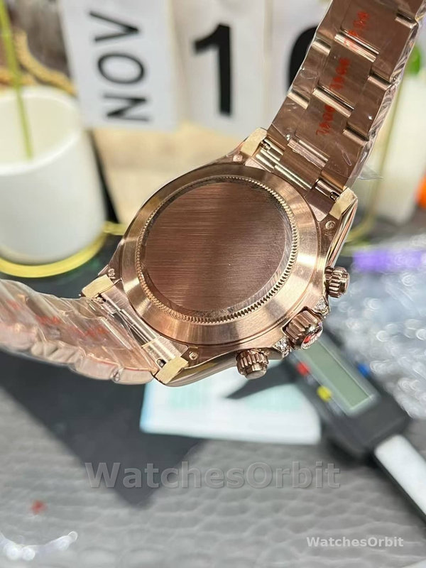 Mens Rolex Daytona-116595RBOW, Rainbow, Rose Gold, Pave Diamond Dial, Sapphire Bezel, Diamond Dial Replica Watch Image