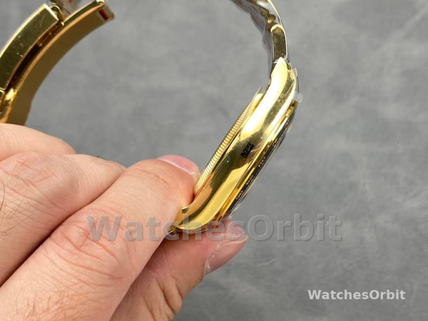 Rolex Daytona 40 Yellow Gold Le Mans 100th Anniversary 126528LN 0001