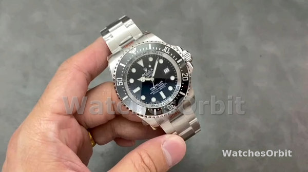 Replica Rolex Deepsea 44mm Uomo-126660-Dal quadrante nero-Oyster acciaio nero