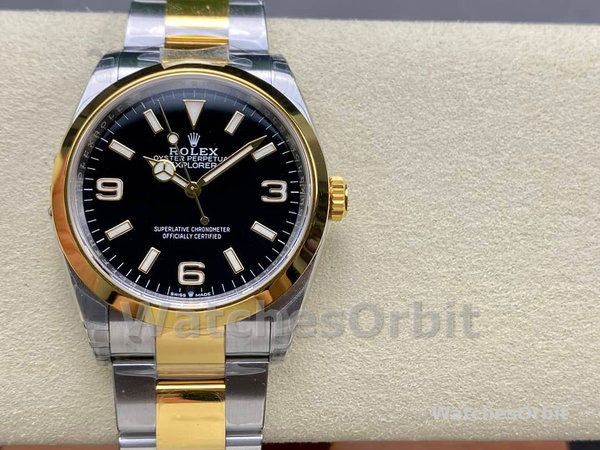 Replica Rolex Sky-Dweller 42-m336935 0007, quadrante bianco intenso, lunetta scanalata, bracciale Jubilee, quadrante bianco intenso, uomo