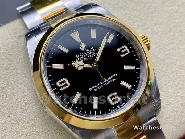 Replica Rolex Sky-Dweller 42-m336935 0007, quadrante bianco intenso, lunetta scanalata, bracciale Jubilee, quadrante bianco intenso, uomo