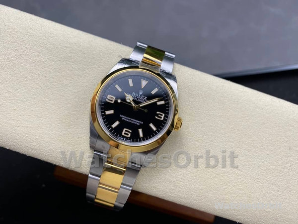 Replica Rolex Sky-Dweller 42-m336935 0007, quadrante bianco intenso, lunetta scanalata, bracciale Jubilee, quadrante bianco intenso, uomo