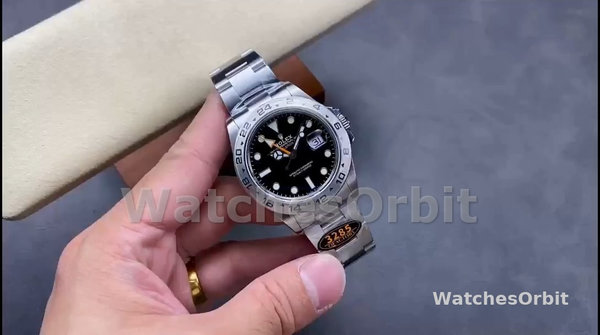 Replica Rolex Explorer II 42mm Uomo-m226570 0002-Acciaio inossidabile-Comparatore nero Nero