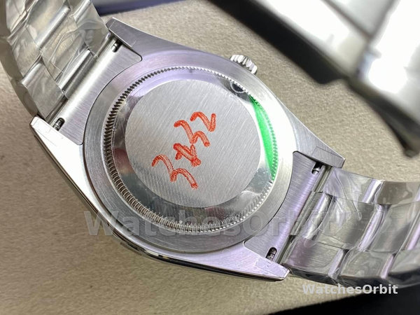 Mens Rolex Oyster Perpetual 39mm Mens-114300-White Dial White Replica Image