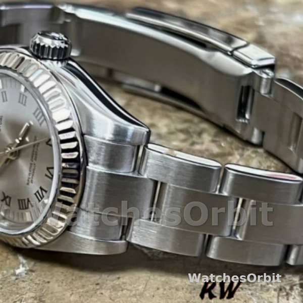 Replique Rolex Oyster Perpetual 26mm Femme-176234-Silver Roman Diamond Dial Argenté