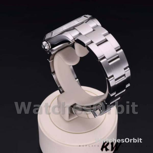 Replique Rolex Oyster Perpetual 31mm Femmes-177210-Cadran noir-Pink Baton Black