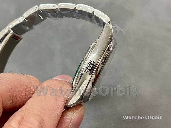 Replica Rolex Oyster Perpetual 36-m126000 da donna, quadrante blu da donna