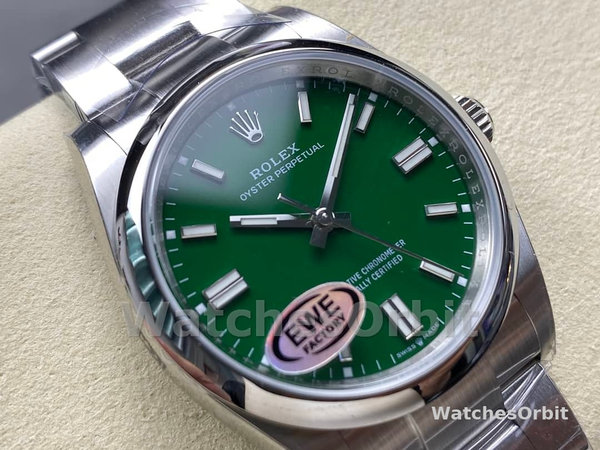Rolex Oyster Perpetual 36mm 126000 Green Dial