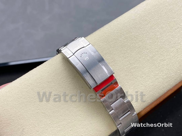 Replica Rolex Oyster Perpetual-126000 0007, Oystersteel, Koraal Rode Wijzerplaat, Oysterband Rood