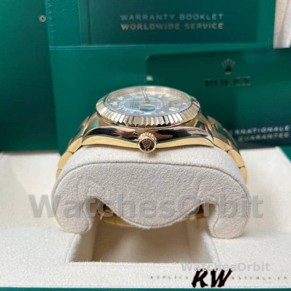 Replica Rolex Sky-Dweller 42mm Heren-326938 Geelgoud-Witte Wijzerplaat Wit