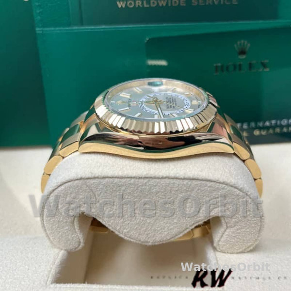 Replica Rolex Sky-Dweller 42mm Heren-326938 Geelgoud-Witte Wijzerplaat Wit