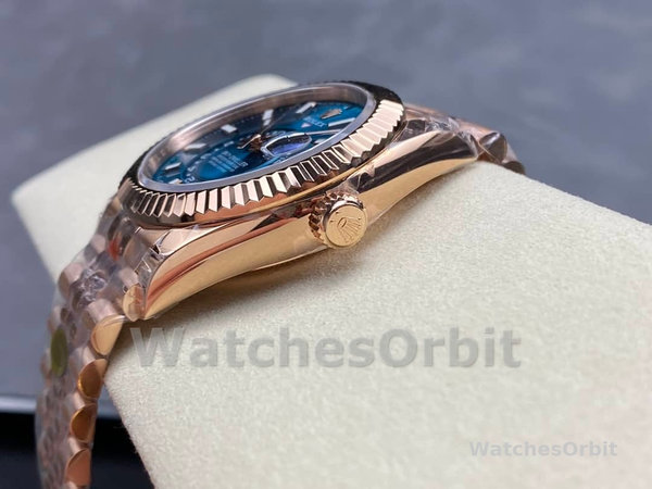 Rolex Sky Dweller 42 Everose Gold Blue Green Dial m336935 0005 Men's Watch