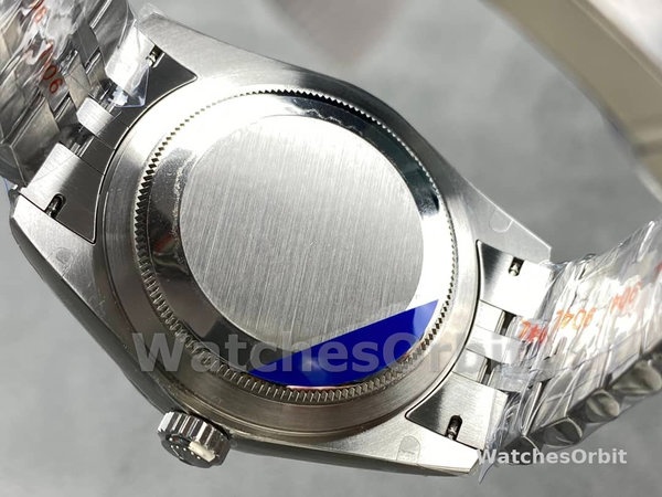 Replica Rolex Sky-Dweller 42mm-m336934 0006-Ghiera scanalata-Calendario blu Uomo