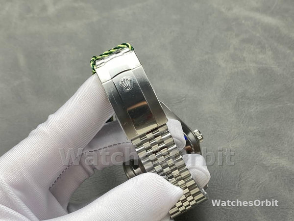 Replica Rolex Sky-Dweller 42mm-m336934 0006-Ghiera scanalata-Calendario blu Uomo