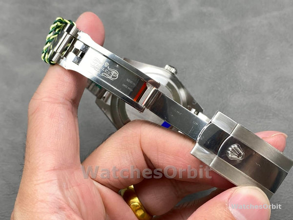 Replica Rolex Day Date unisex 36-128236 0009, lunetta scanalata, bracciale in platino, blu ghiaccio