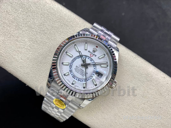 Replica Rolex Sky Dweller 42mm Quadrante Bianco Lunetta Scanalata M336934 0004 Uomo Quadrante Bianco