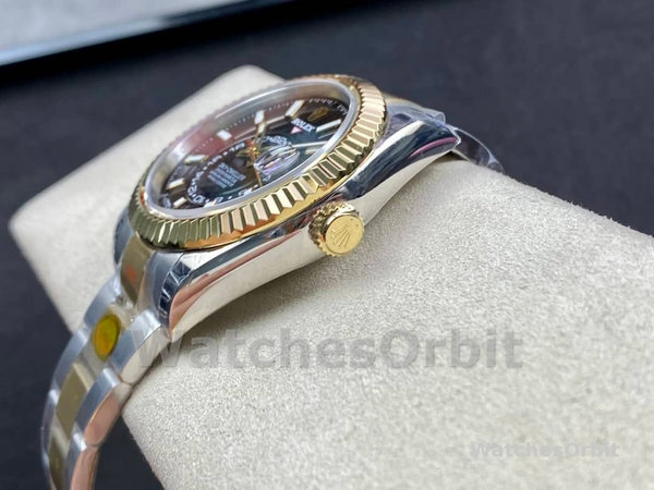 Mens Rolex Sky Dweller 42mm Yellow Rolesor Black Dial Oyster M336933 0003 Mens Black Dial Replica Watch Image