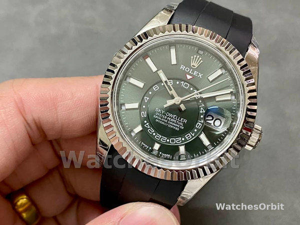 Mens Rolex Sky Dweller 42mm Black Dial Rubber Strap M336239 0002 Mens Green Dial Replica Watch Image