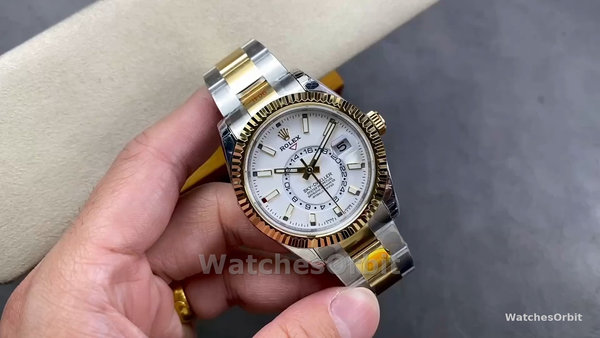 Men's Rolex Sky Dweller 42mm White Dial M336933 0005 Oystersteel Men's White Dial