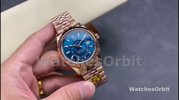 Men's Rolex Sky‑Dweller-m336935 0001, 42mm, 18K Everose Gold, Blue-green