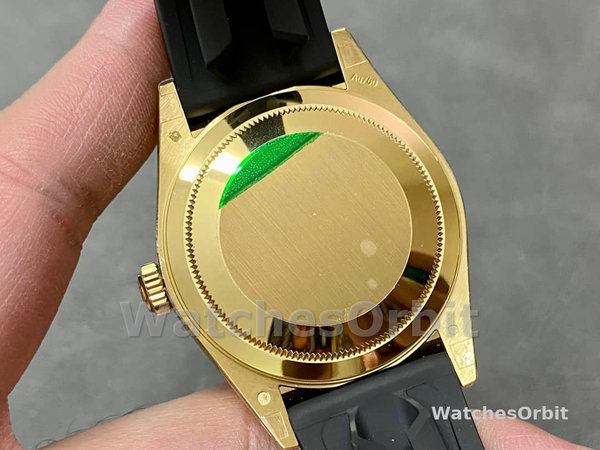 Replica Rolex Sky-Dweller-m336238 0003, 42 mm, Oro giallo, Quadrante bianco, Uomo Quadrante bianco