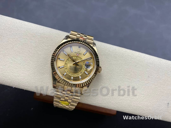 Replica Rolex Sky-Dweller 42mm Uomo-m336938-0004-Dal quadrante oro giallo-champagne Champagne
