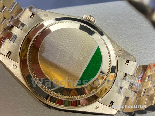 Replica Rolex Sky-Dweller 42mm Uomo-m336938-0004-Dal quadrante oro giallo-champagne Champagne