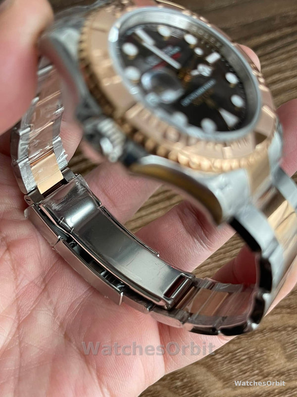 Rolex Yacht-Master 126621 EverRose Gold Black Dial 40MM Mens Replica Watch