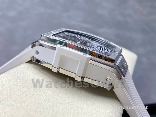 Hublot Spirit Of Big Bang Titanium White Diamonds 42mm 642.NE.2010.RW
